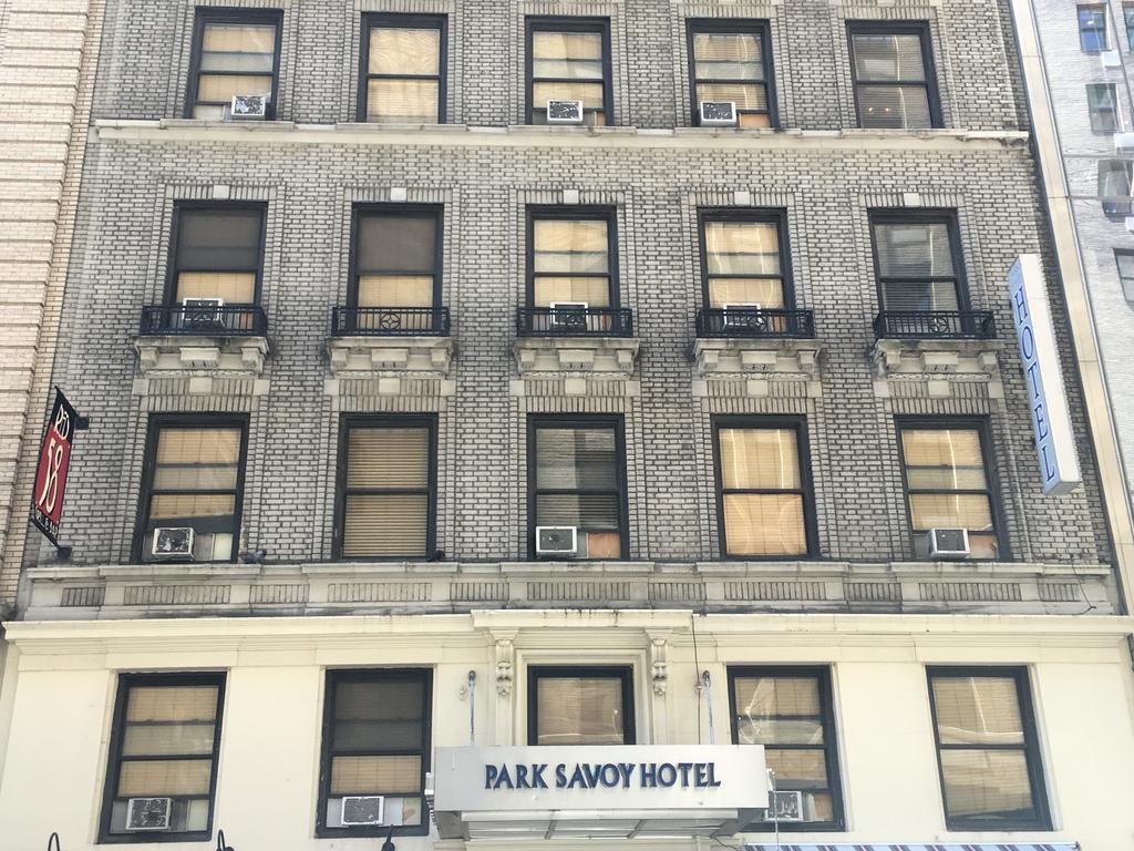 Park Savoy Hotel New York Exterior photo